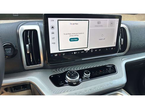 Used 2025 Ford Expedition Max Active AWD/4WD image 17