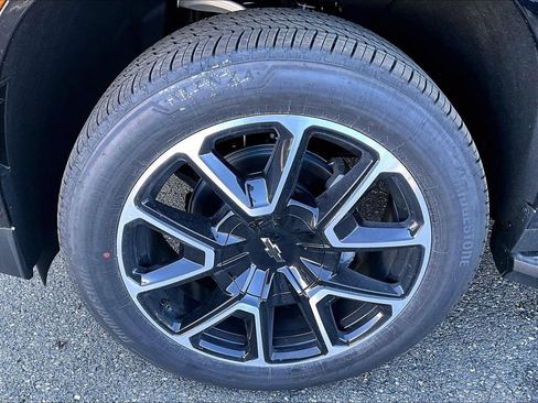 New 2026 Chevrolet Tahoe RST w/ Comfort Package AWD/4WD image 8