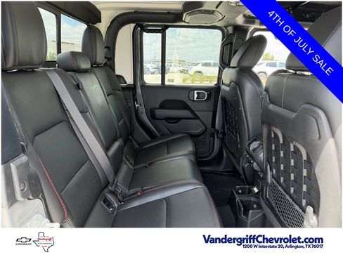 Used 2023 Jeep Gladiator Rubicon w/ LED Lighting Group AWD/4WD image 27