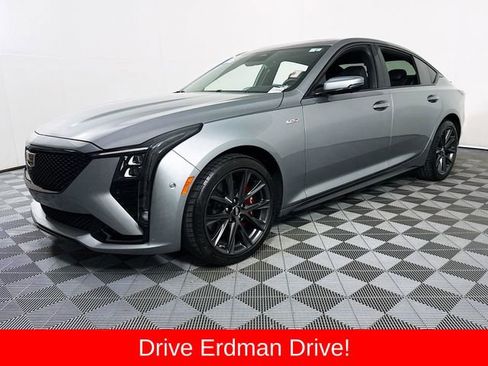 Used 2026 Cadillac CT5 V w/ Technology Package image 3