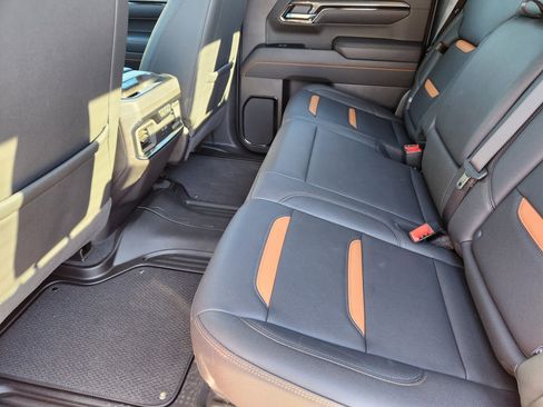 Certified 2025 GMC Sierra 1500 AT4 w/ AT4 Premium Package image 32