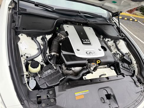 Used 2009 INFINITI G37 Journey w/ Premium Pkg image 38