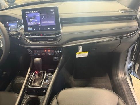 New 2025 Jeep Compass Limited w/ Sun & Sound Group image 19