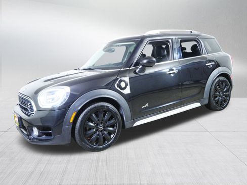 Used 2019 MINI Cooper Countryman SE image 3