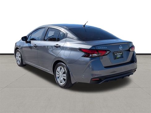 Used 2021 Nissan Versa S image 7