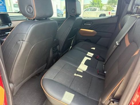 Used 2023 GMC Canyon AT4 AWD/4WD image 7