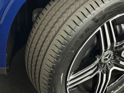 Certified 2025 Mercedes-Benz GLC 300 4MATIC image 19