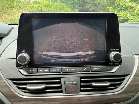 Used 2023 Nissan Altima 2.5 SV FWD image 20