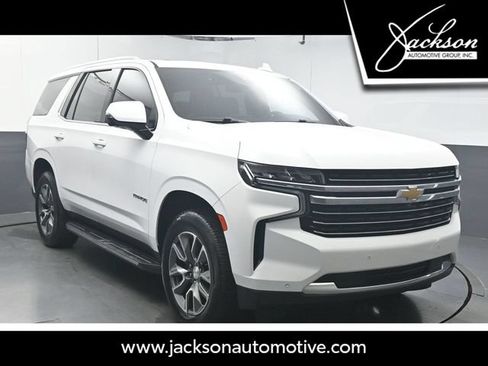 Used 2022 Chevrolet Tahoe LT w/ Luxury Package AWD/4WD image 1