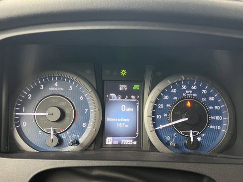 Used 2020 Toyota Sienna XLE w/ XLE Navigation Package image 12