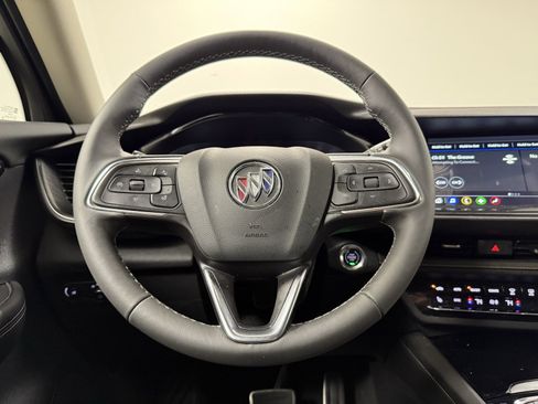 Used 2023 Buick Envision Preferred image 22