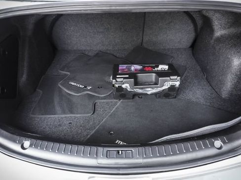 Used 2013 MAZDA MAZDA3 i Touring FWD image 19