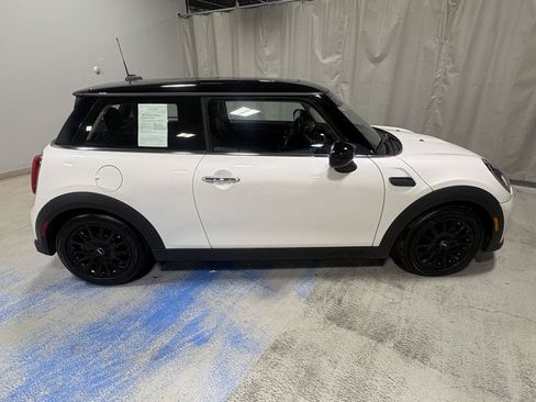 Used 2024 MINI Cooper 2-Door Hardtop FWD image 13