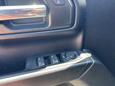 Used 2024 Chevrolet Silverado 1500 Custom RWD image 10