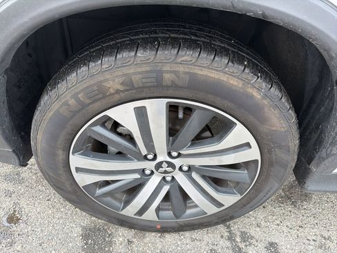 Used 2025 Mitsubishi Outlander Sport 2.0 ES image 11