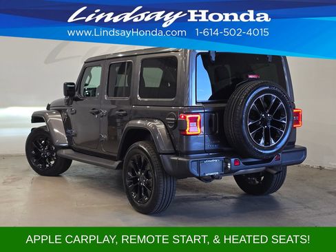 Used 2025 Jeep Wrangler Unlimited Sahara AWD/4WD image 4