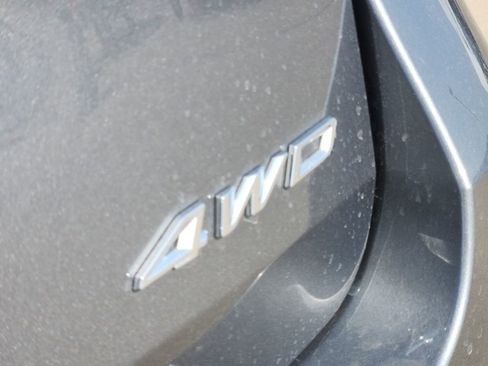 Used 2024 Ford Explorer XLT w/ Equipment Group 202A image 13