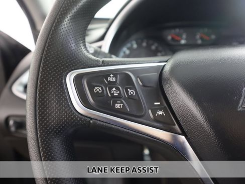 Used 2023 Chevrolet Malibu LT image 4