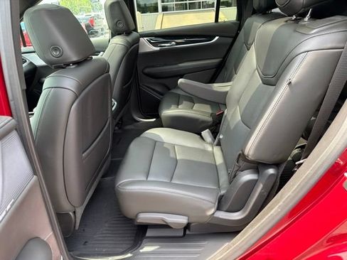 Used 2020 Cadillac XT6 Premium Luxury AWD/4WD image 26