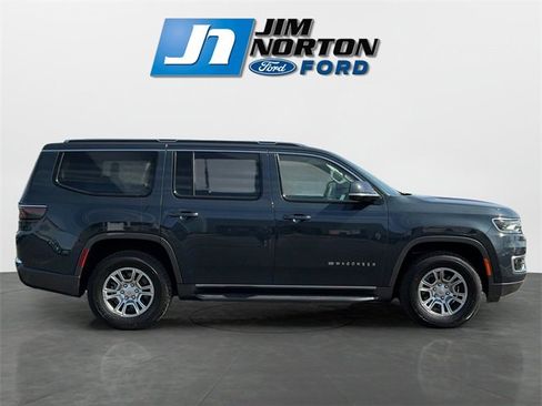 Used 2022 Jeep Wagoneer Series I w/ Convenience Group I image 2