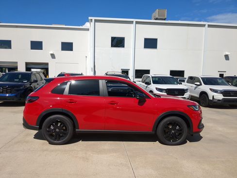 New 2026 Honda HR-V Sport image 5