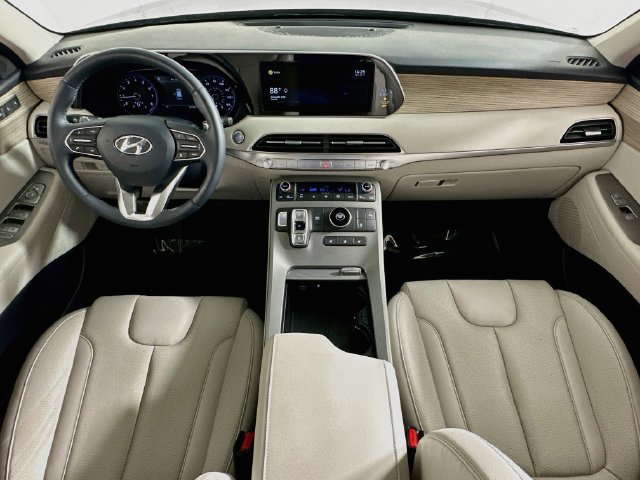 Used 2022 Hyundai Palisade SEL w/ Premium Package FWD image 14