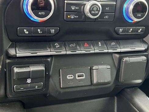 Used 2021 GMC Sierra 1500 AT4 image 25
