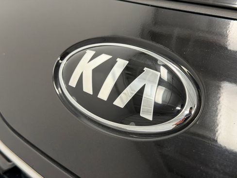 Used 2020 Kia Sportage LX w/ LX Popular Package AWD/4WD image 12