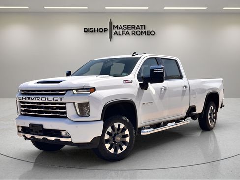 Used 2022 Chevrolet Silverado 3500 LT w/ All Star Edition AWD/4WD image 2