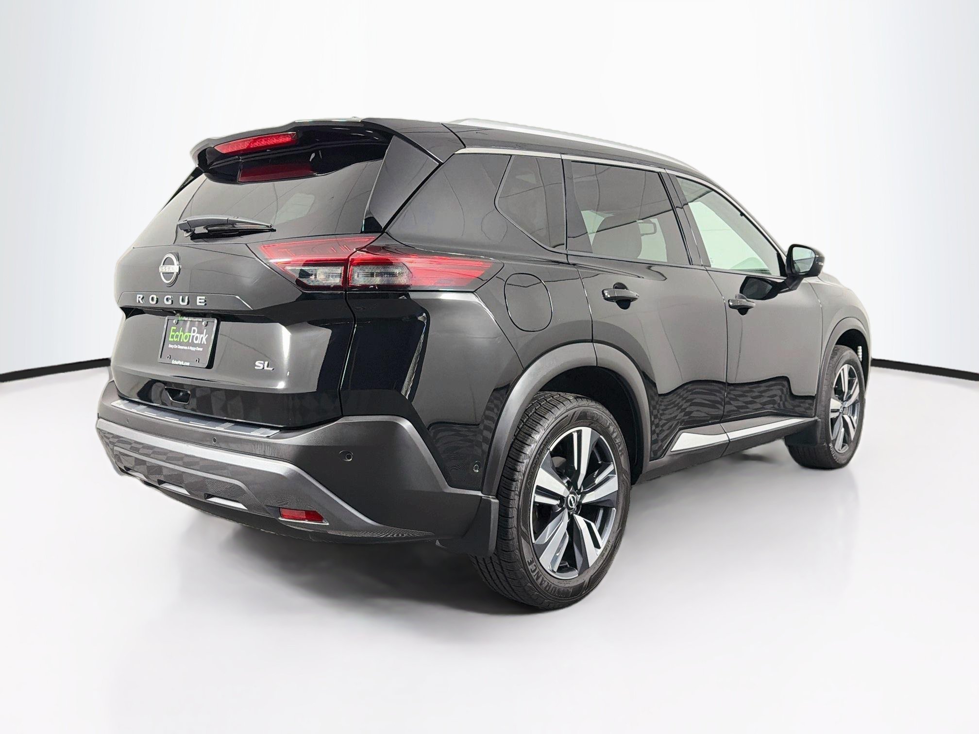 Used 2023 Nissan Rogue SL w/ SL Premium Package FWD image 9
