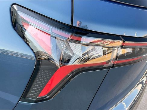 Certified 2025 Chevrolet Equinox LT w/ Convenience Package II image 26