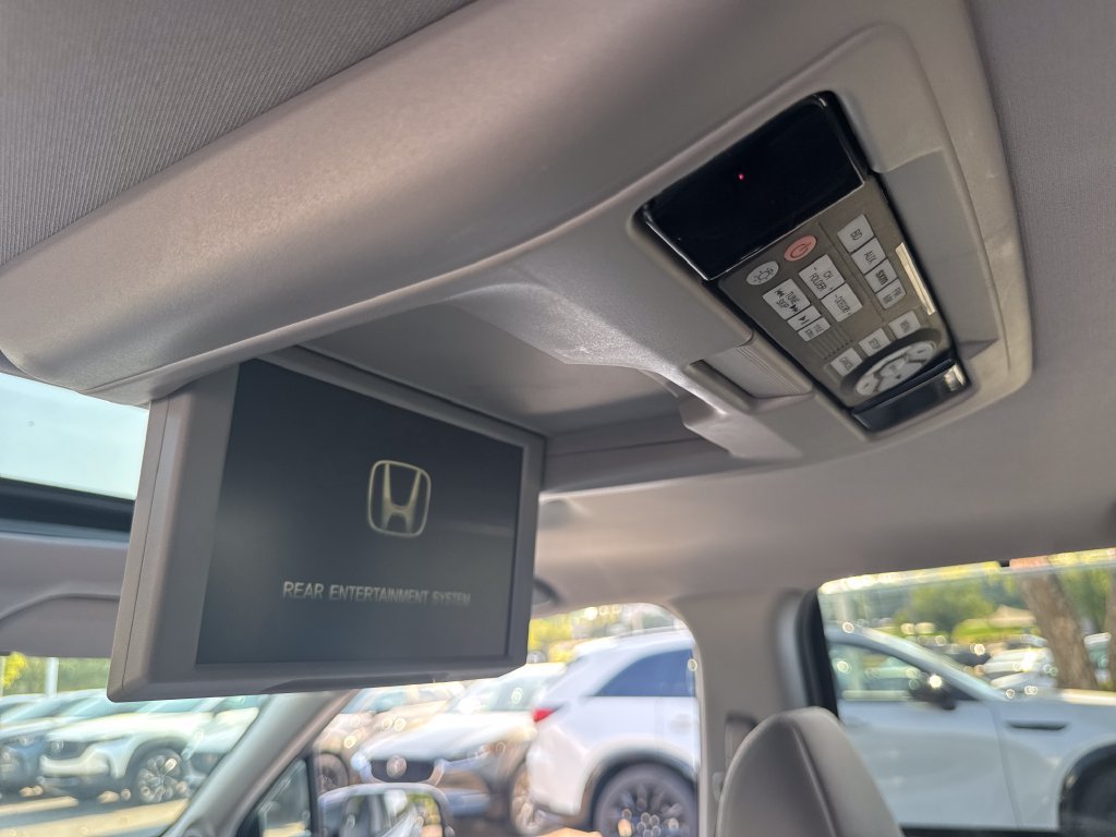 Used 2016 Honda Pilot Touring image 53