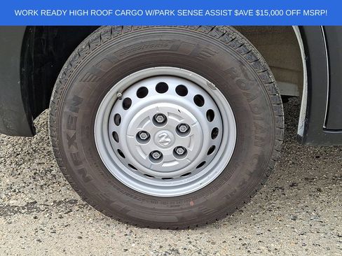 Used 2025 RAM ProMaster 2500 FWD image 8