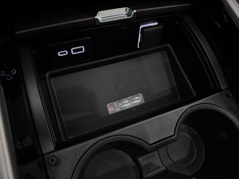 Certified 2022 GMC Yukon Denali image 27