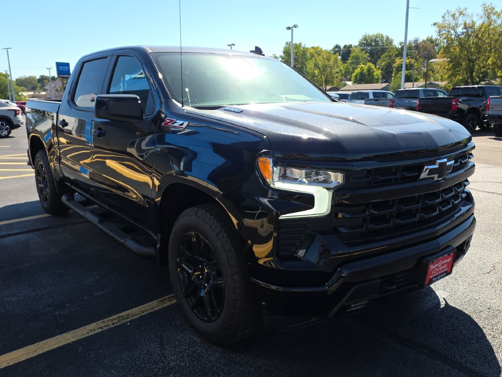 New 2026 Chevrolet Silverado 1500 RST w/ Convenience Package II AWD/4WD image 2