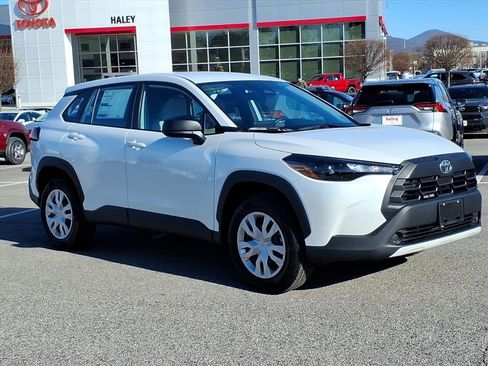 New 2026 Toyota Corolla Cross L image 2