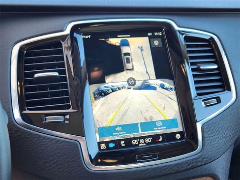 Used 2025 Volvo XC90 B5 Plus w/ Protection Package Premier image 13