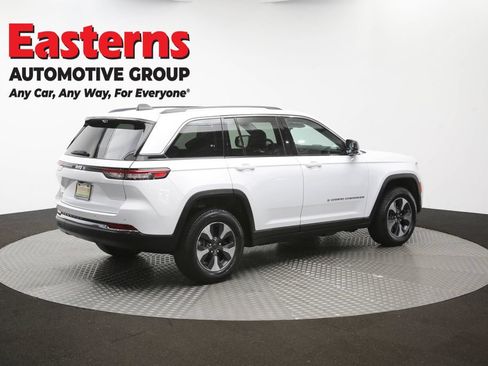 Used 2022 Jeep Grand Cherokee Limited 4xe w/ Luxury Tech Group II AWD/4WD image 45