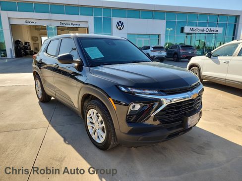 Used 2024 Chevrolet TrailBlazer LS w/ LS Convenience Package image 1