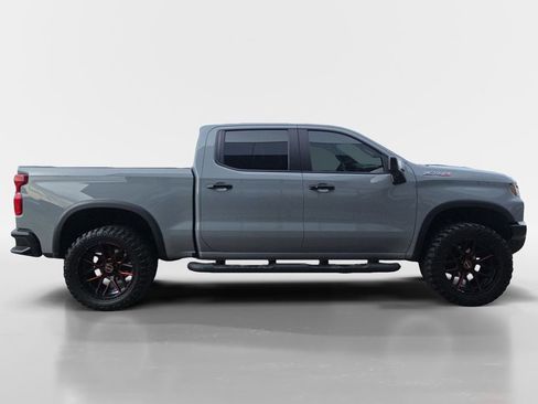 Used 2024 Chevrolet Silverado 1500 ZR2 w/ Technology Package image 6
