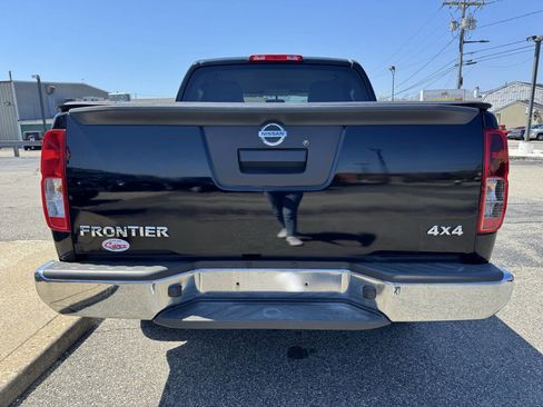 Used 2013 Nissan Frontier S AWD/4WD image 9