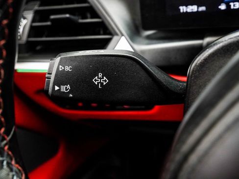 Used 2024 BMW M4 xDrive Competition w/ Executive Package image 34