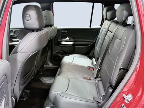 New 2026 Mercedes-Benz GLB 35 AMG 4MATIC image 7