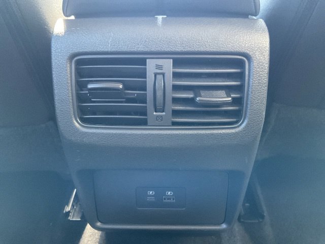 Used 2023 Nissan Rogue SV AWD/4WD image 19