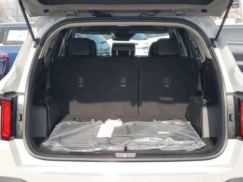 New 2026 Kia Sorento S w/ S Panoramic Sunroof Package image 8