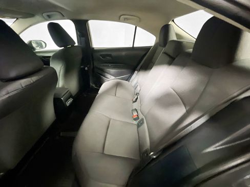 Used 2024 Toyota Corolla LE image 28