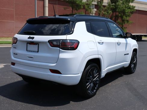 Used 2023 Jeep Compass High Altitude AWD/4WD image 30