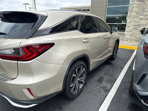 Used 2019 Lexus RX 350L FWD w/ Premium Package image 7