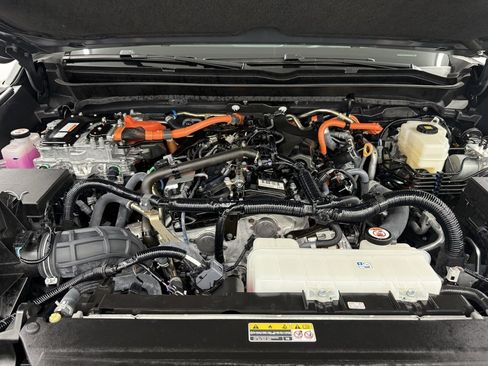 Used 2025 Toyota Tacoma Trailhunter image 35