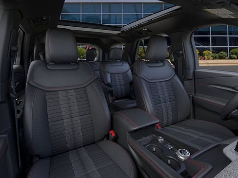 New 2026 Ford Explorer ST-Line w/ ST-Line Street Pack image 10